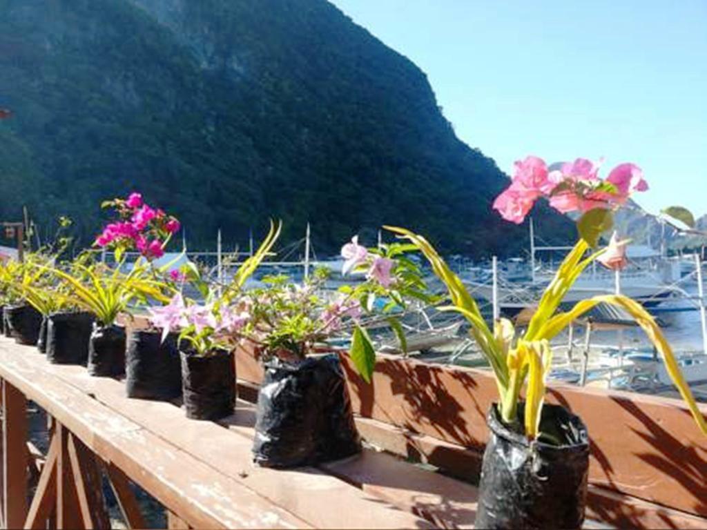 Dayunan Tourist Inn El Nido Buitenkant foto