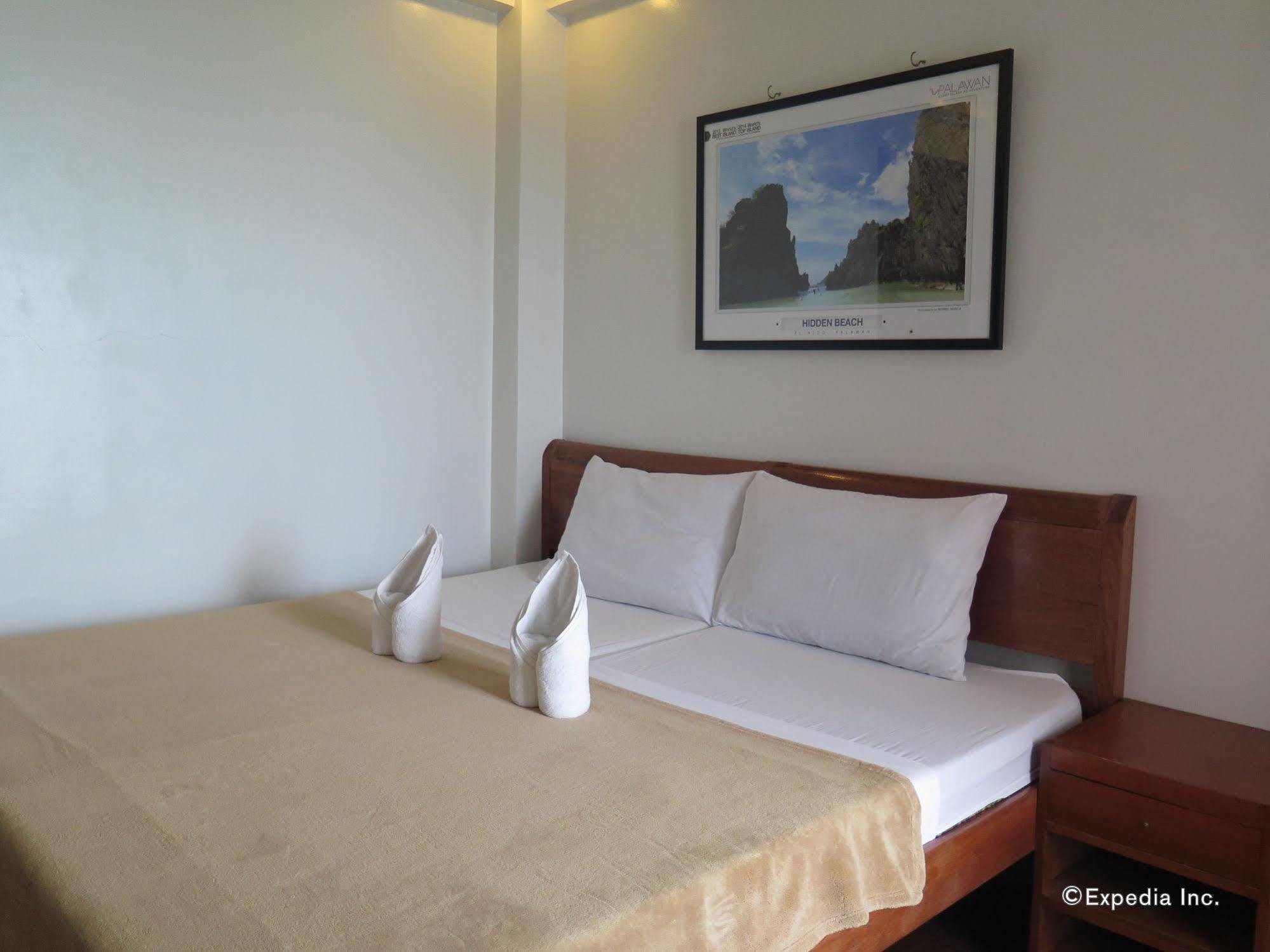Dayunan Tourist Inn El Nido Buitenkant foto