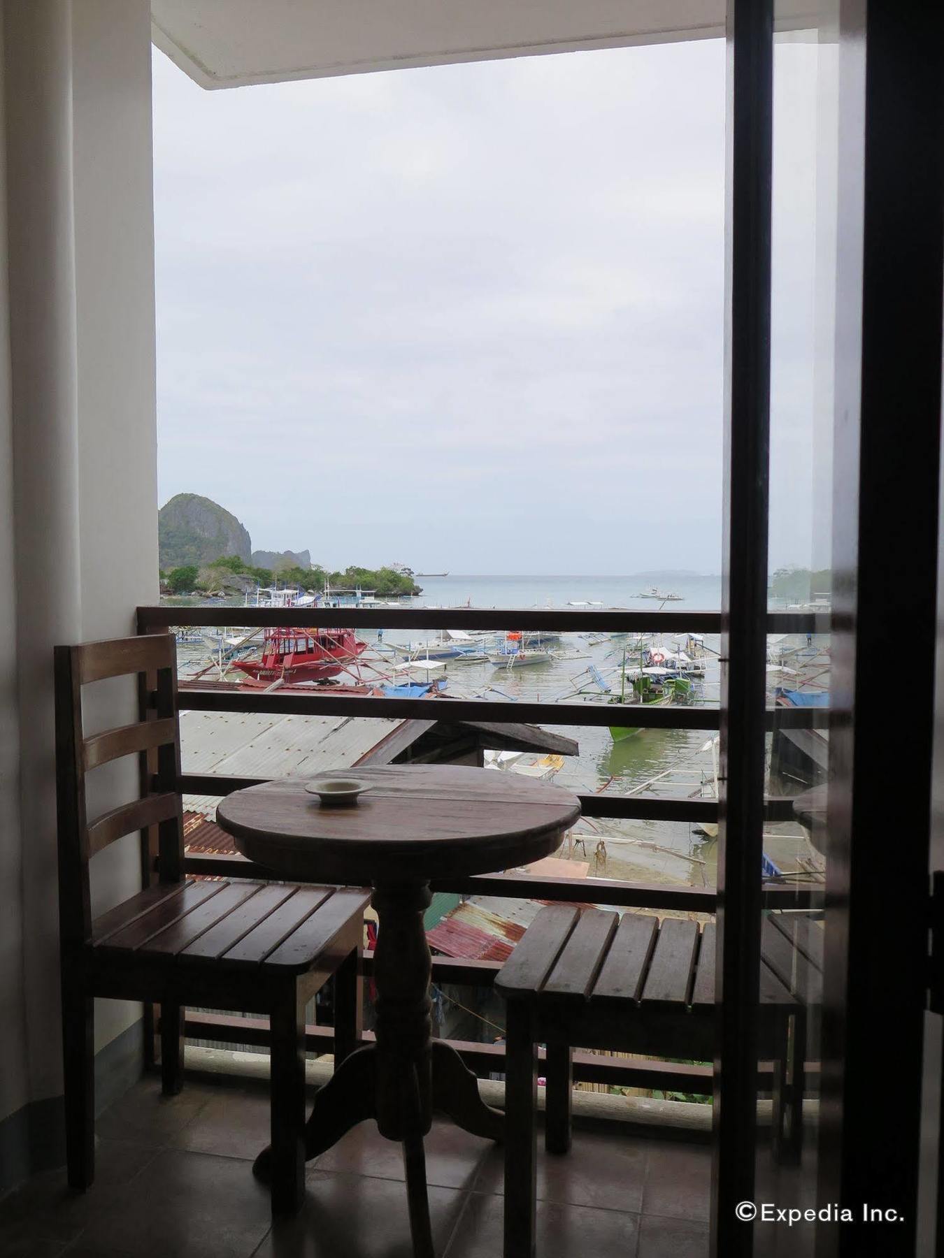 Dayunan Tourist Inn El Nido Buitenkant foto