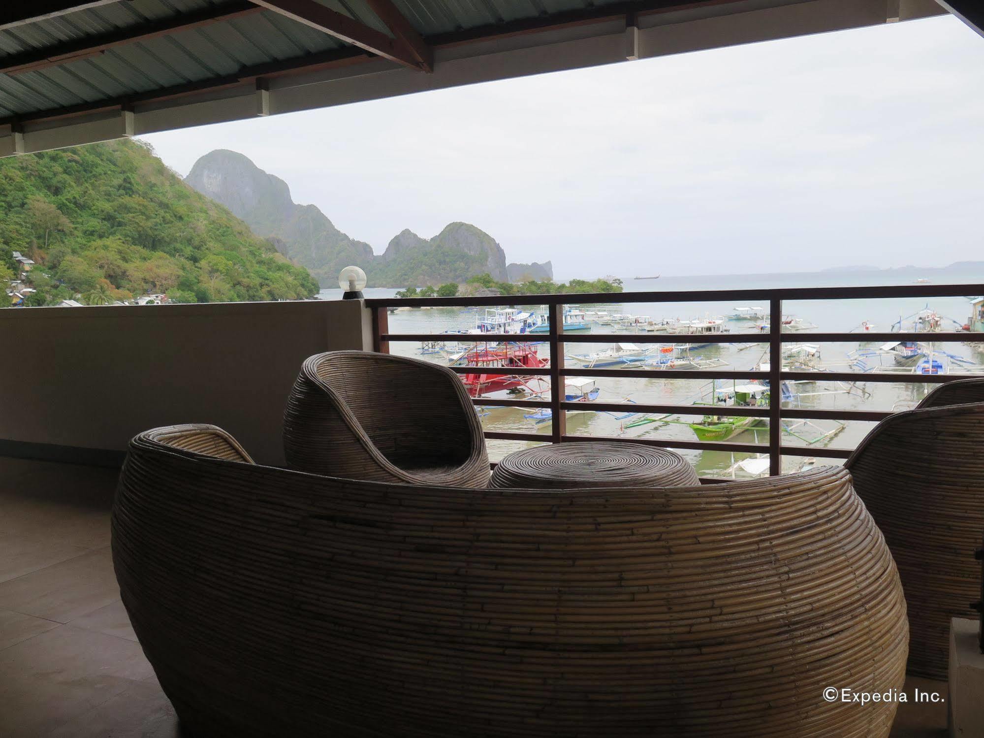 Dayunan Tourist Inn El Nido Buitenkant foto